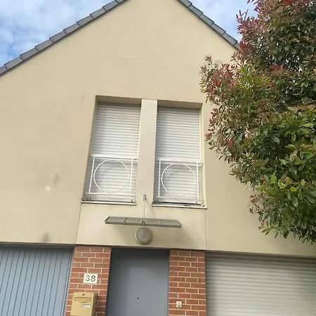 Villa Charmante Maison Avec Jardin Entre Paris Et Aeroport Charles De Gaulle