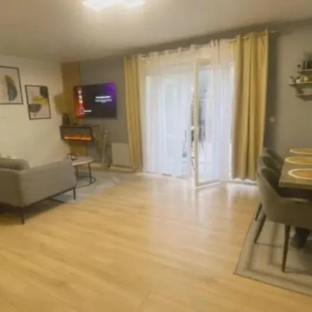 Charmante Maison Avec Jardin Entre Paris Et Aeroport Charles De Gaulle Villa *